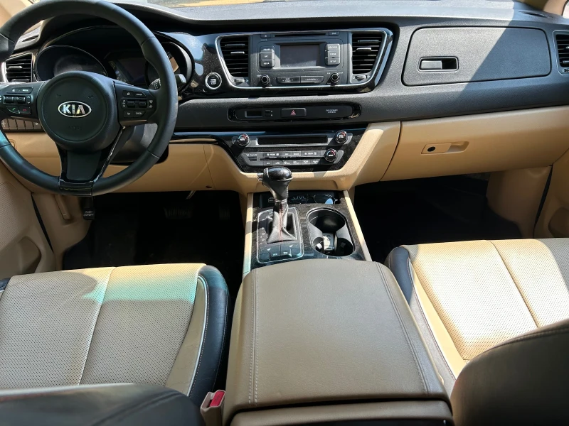 Kia Sedona EX, снимка 8 - Автомобили и джипове - 50723130