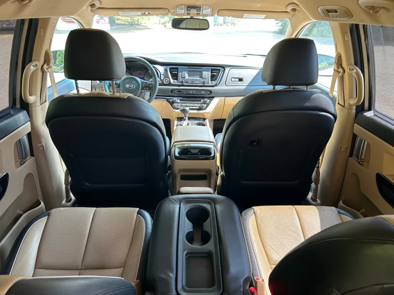 Kia Sedona EX, снимка 11 - Автомобили и джипове - 50723130