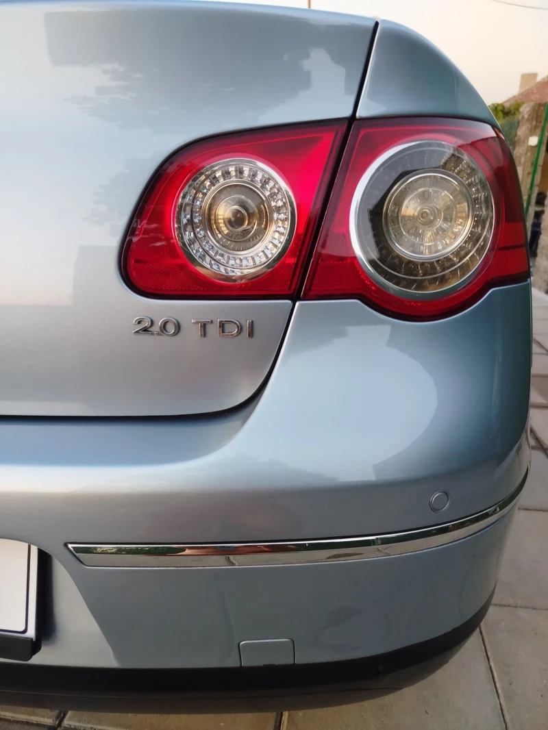 VW Passat, снимка 6 - Автомобили и джипове - 51681606