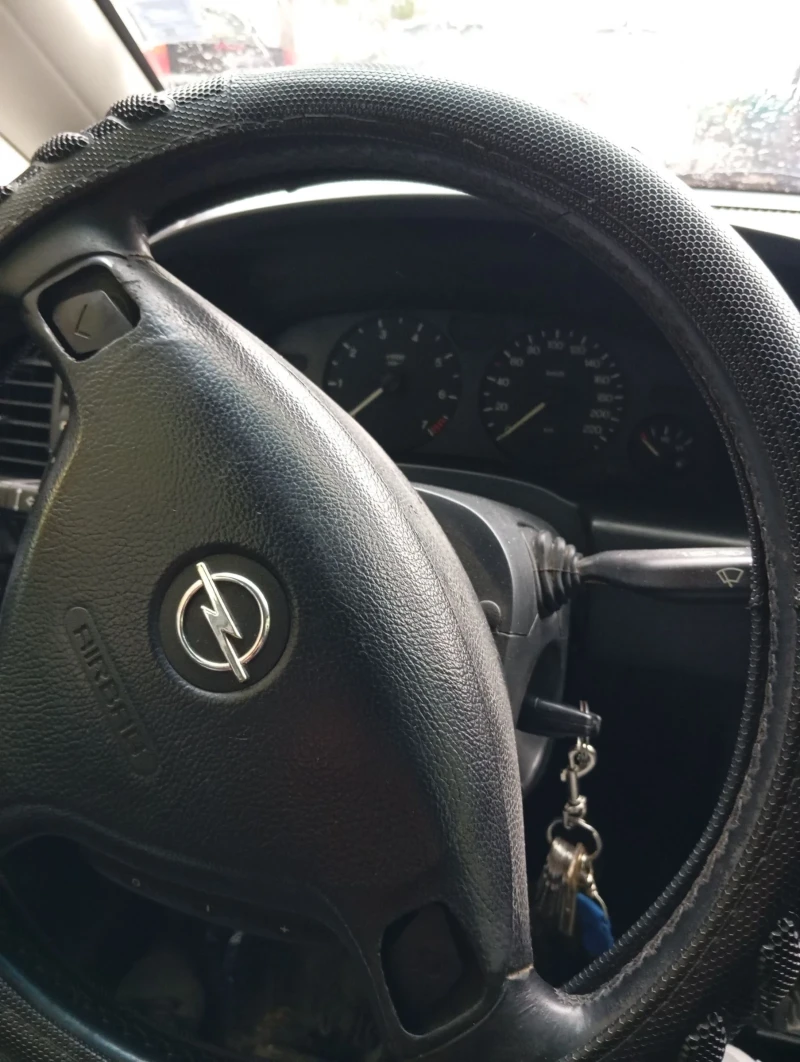 Opel Zafira, снимка 5 - Автомобили и джипове - 52541219