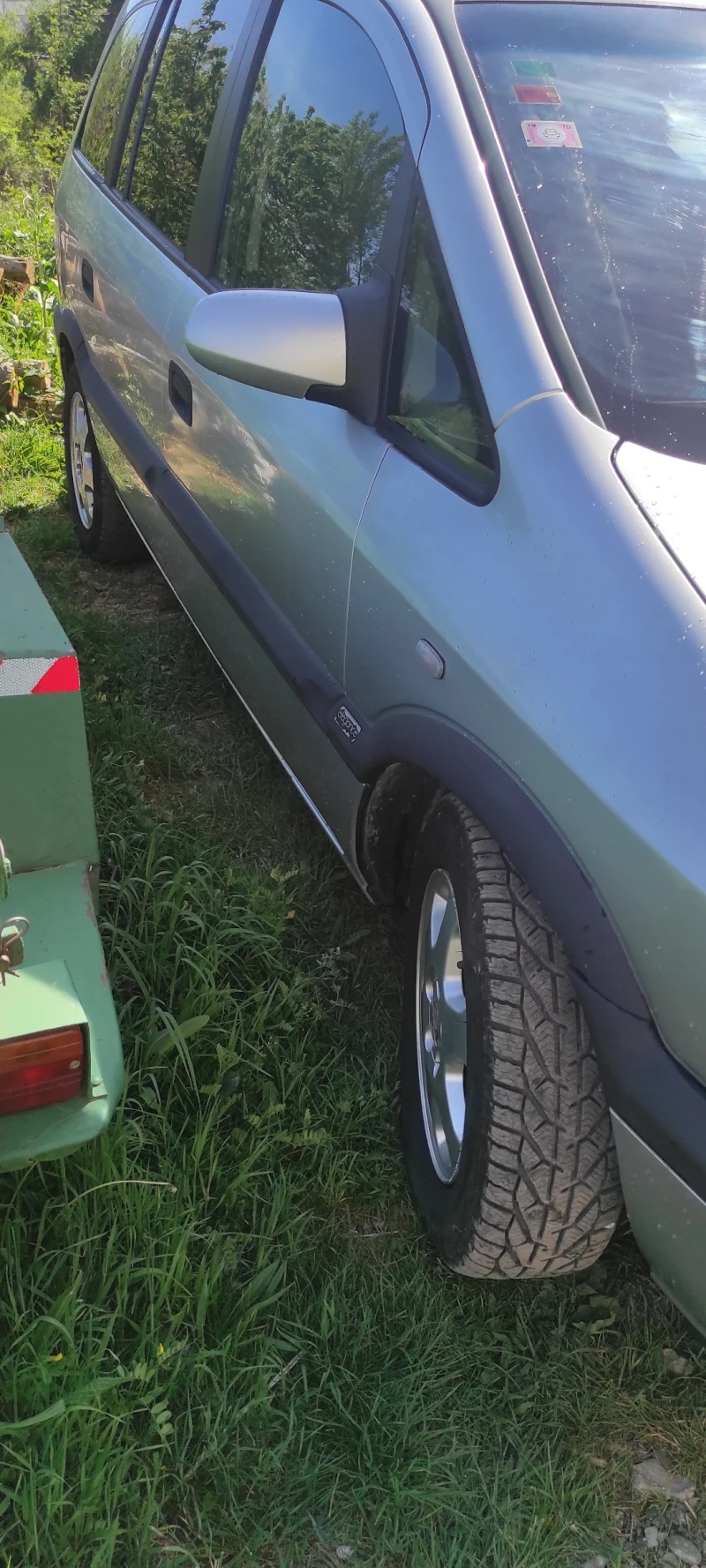 Opel Zafira, снимка 3 - Автомобили и джипове - 52541219