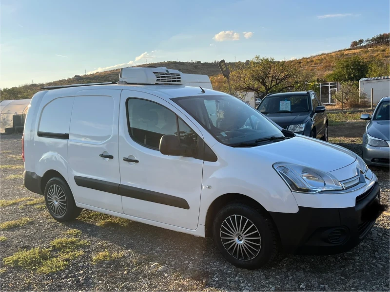 Citroen Berlingo 1.6HDI Хладилно, снимка 4 - Автомобили и джипове - 51895042