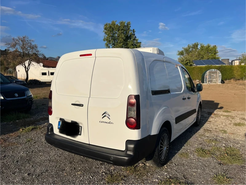 Citroen Berlingo 1.6HDI Хладилно, снимка 8 - Автомобили и джипове - 51895042