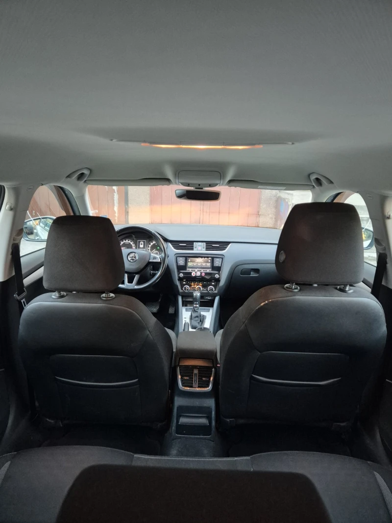 Skoda Octavia, снимка 13 - Автомобили и джипове - 52377292