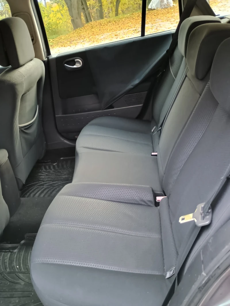 Renault Megane 2, снимка 12 - Автомобили и джипове - 52446375