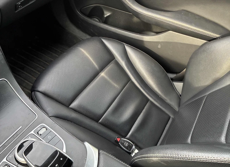 Mercedes-Benz C 300 4MATIC, снимка 14 - Автомобили и джипове - 52749922