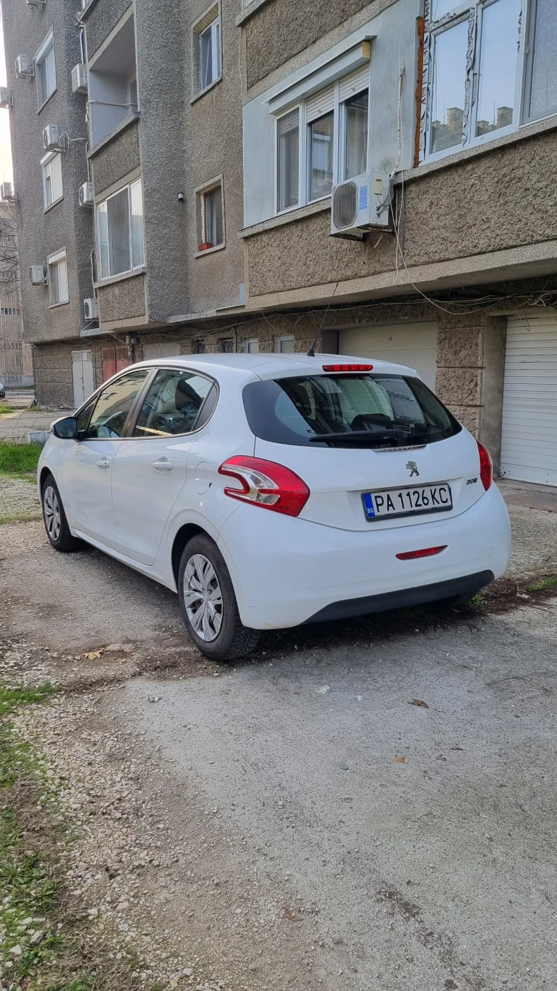 Peugeot 208 1.4 TD DV4C Limited Edition, снимка 2 - Автомобили и джипове - 52631203