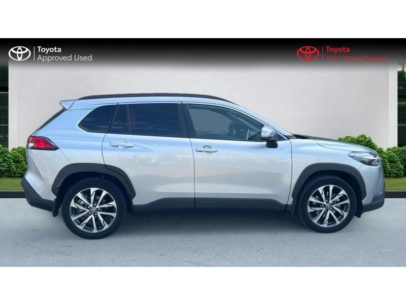 Toyota Corolla Cross 2.0h Luxury AWD - изображение 4