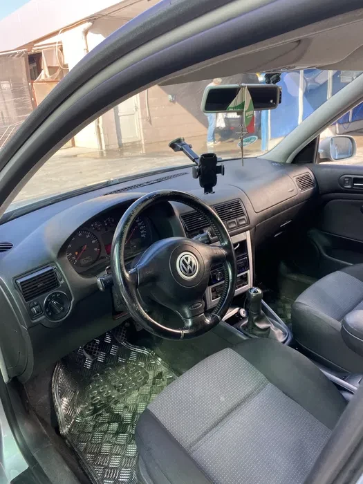 VW Golf 1.6  - изображение 5
