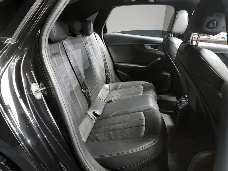 Audi A4 2.0 TFSI Premium - САМО 30% АВАНС, снимка 12 - Автомобили и джипове - 55621597