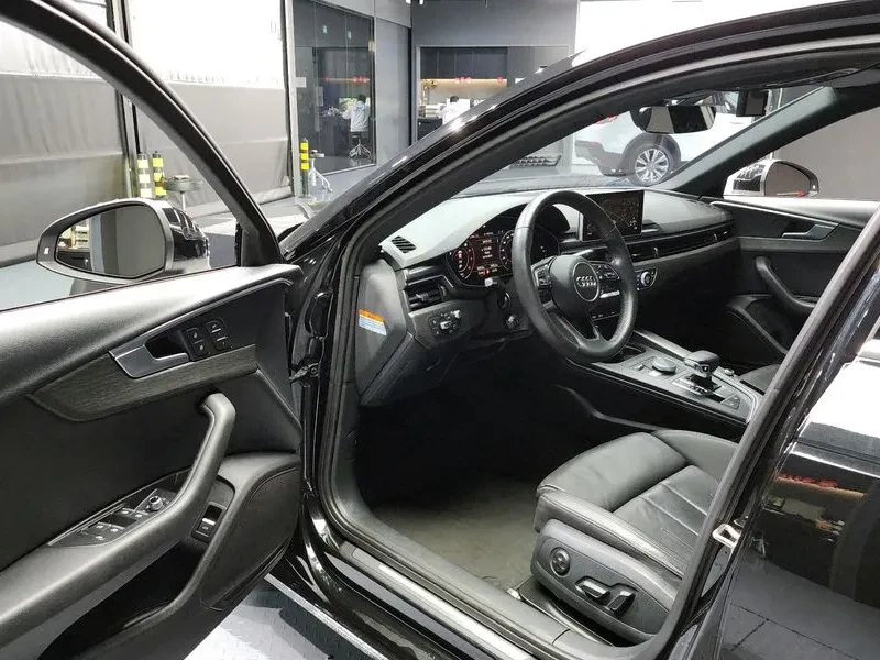 Audi A4 2.0 TFSI Premium - САМО 30% АВАНС, снимка 10 - Автомобили и джипове - 55621597
