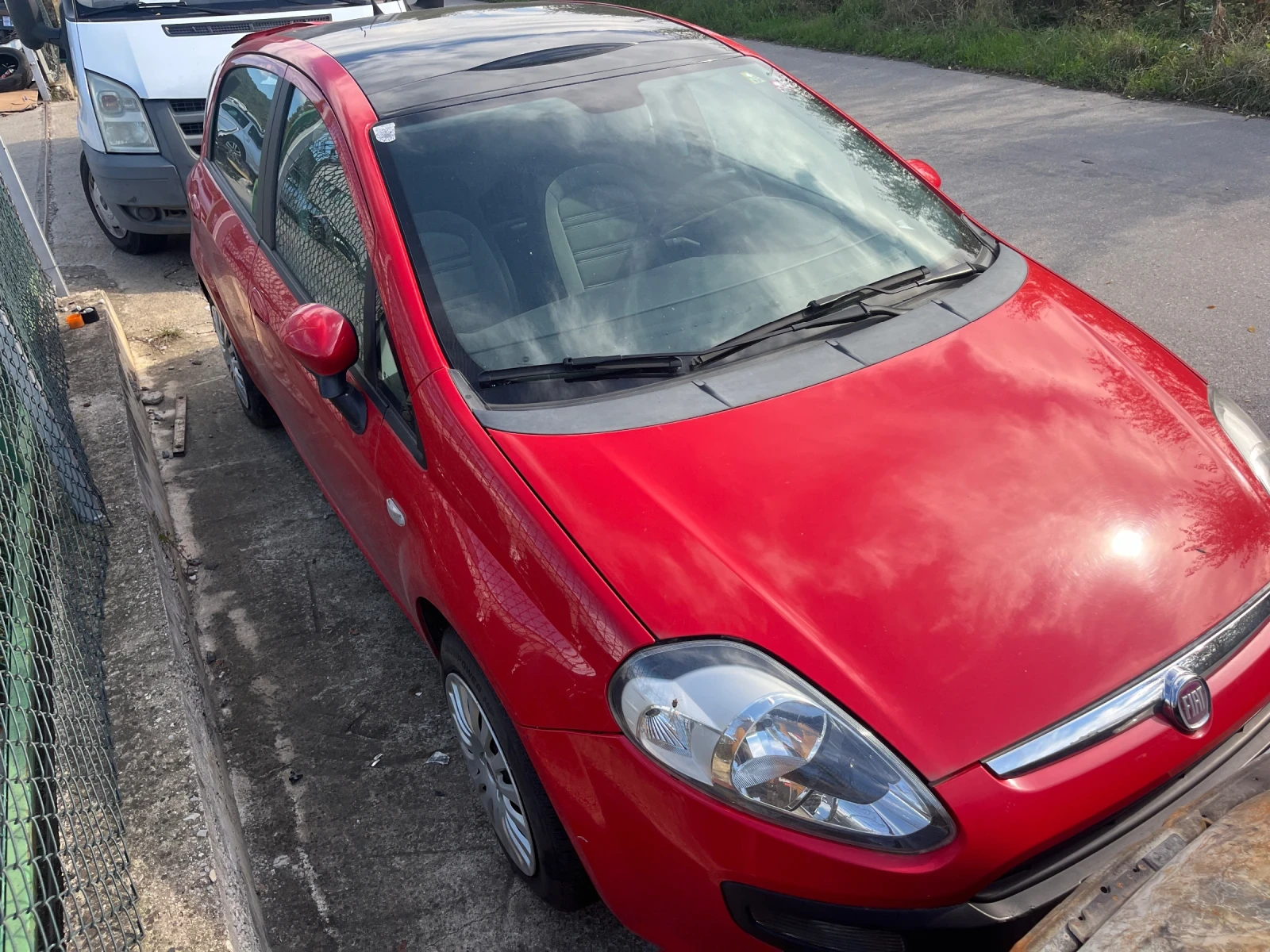 Fiat Punto 1.4i автомат - изображение 6