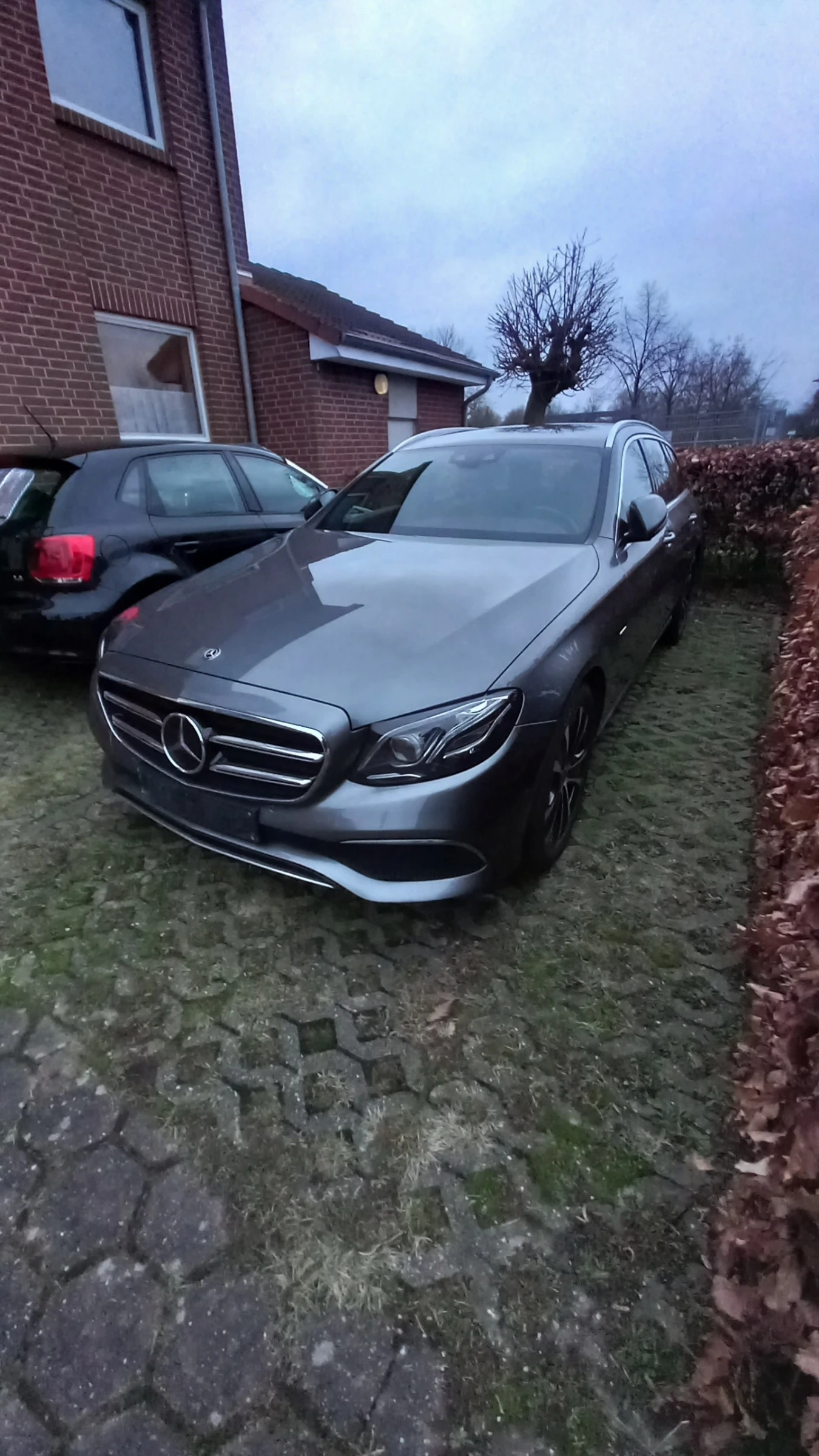 Mercedes-Benz E 300 E 300 de T 9 G-TRO - изображение 7
