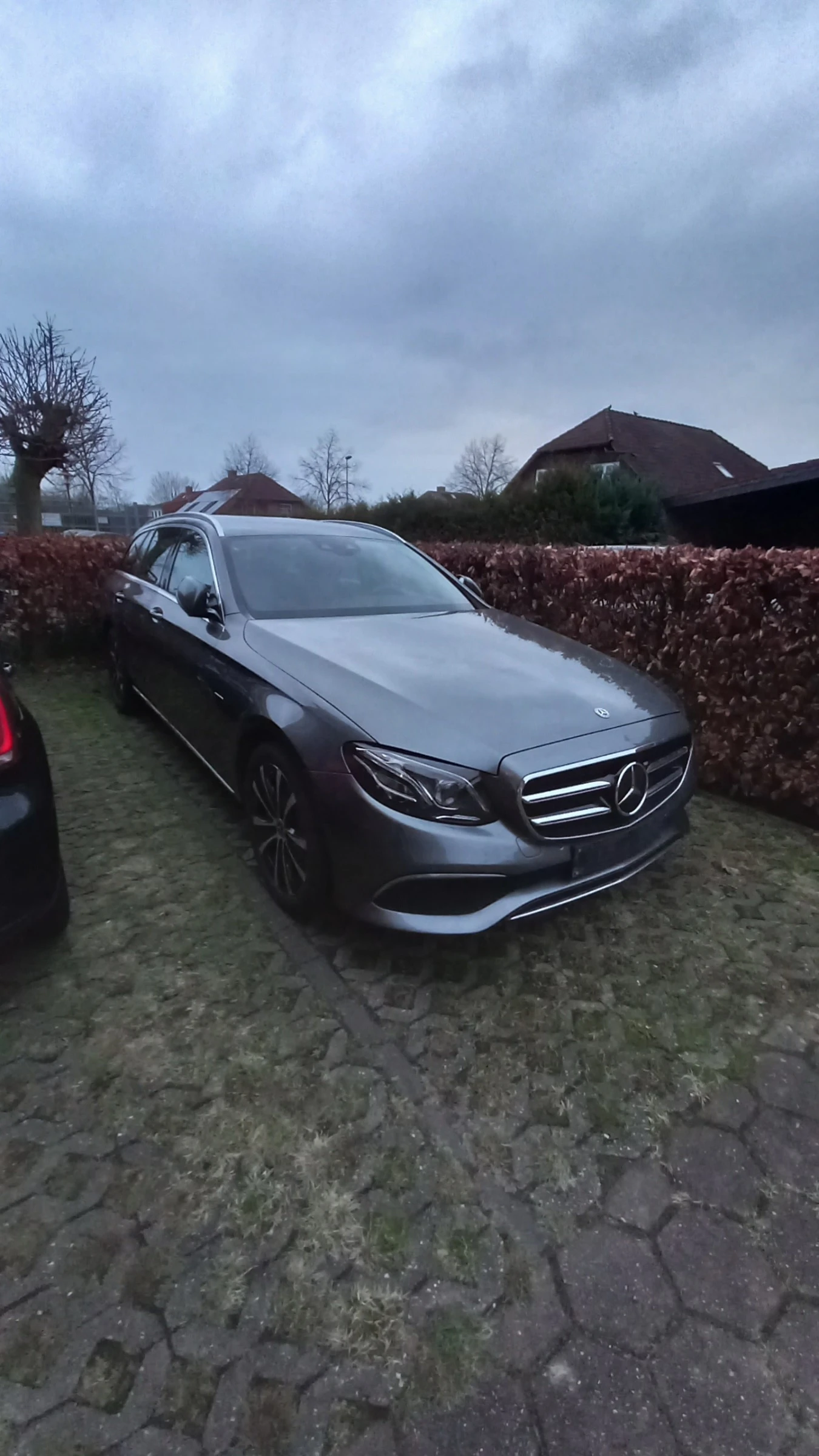 Mercedes-Benz E 300 E 300 de T 9 G-TRO - изображение 6