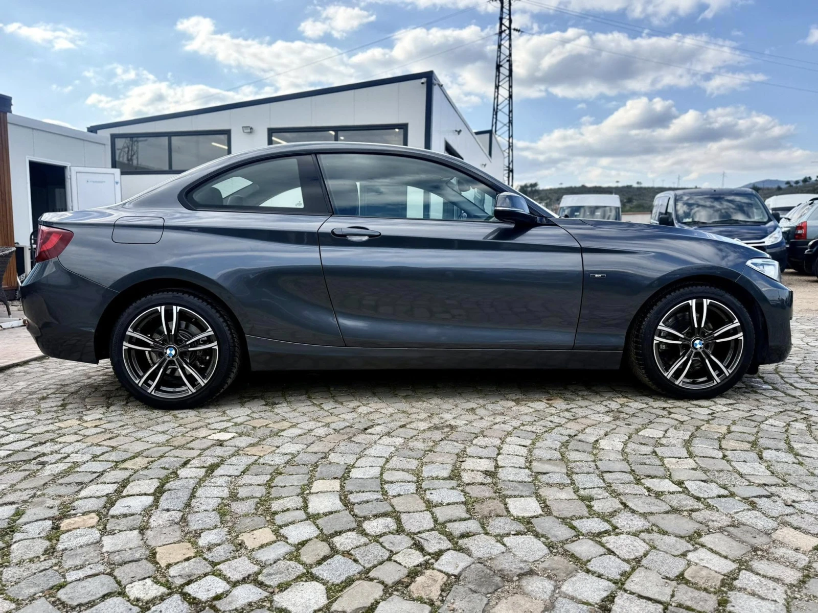 BMW 220 2.0 AVTOMATIK - изображение 6