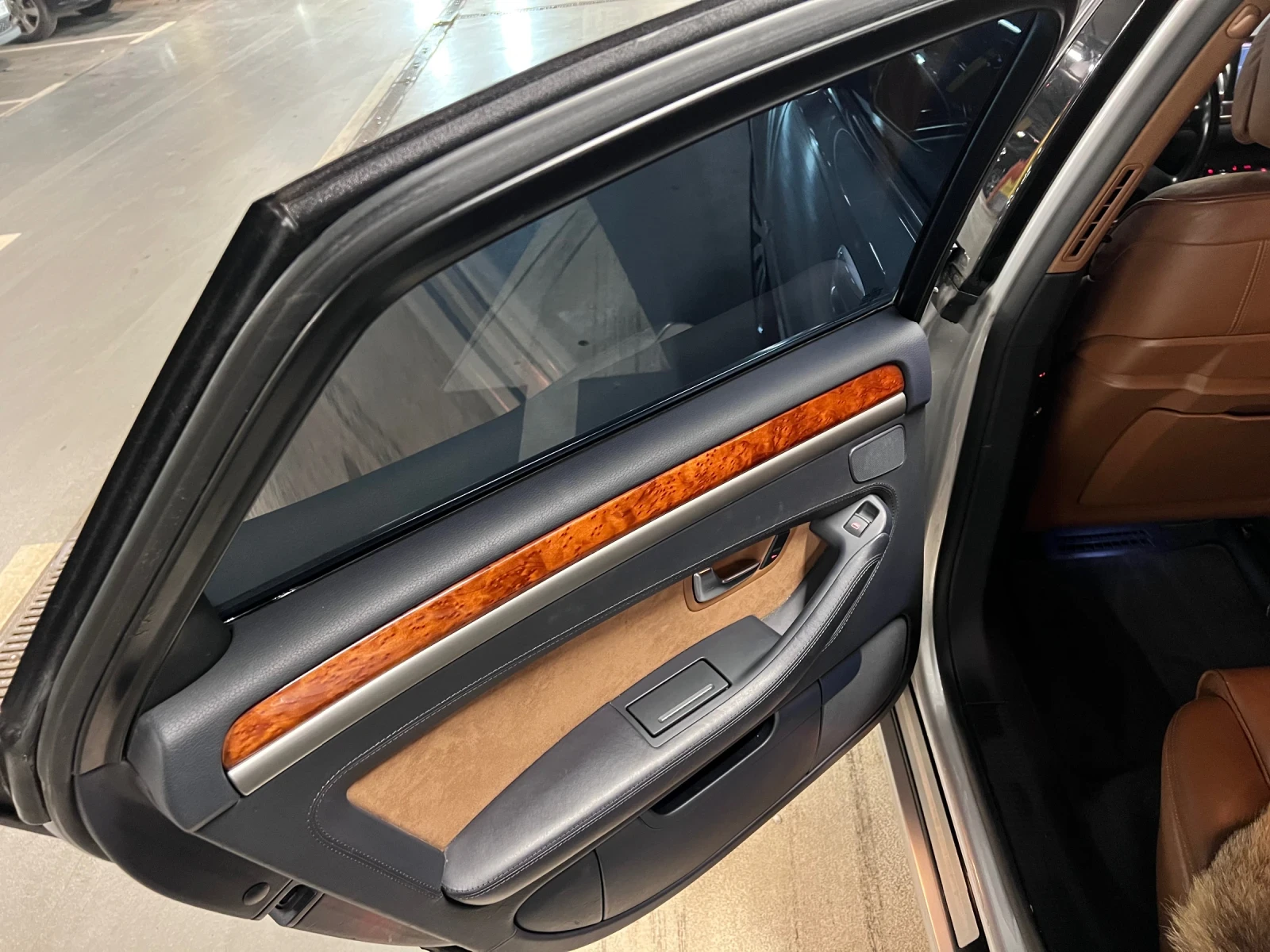 Audi A8 D3 - изображение 3