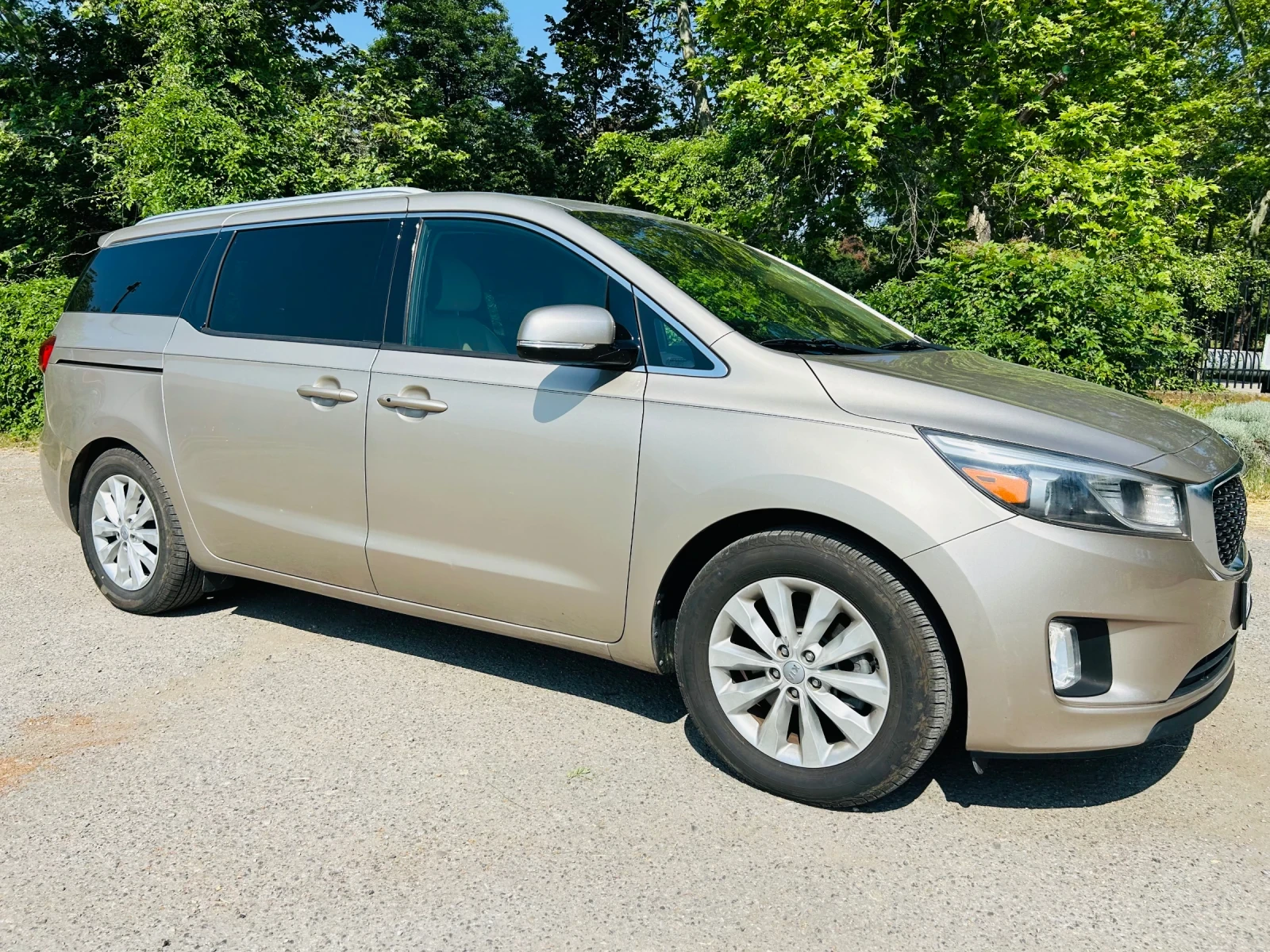 Kia Sedona EX - изображение 2
