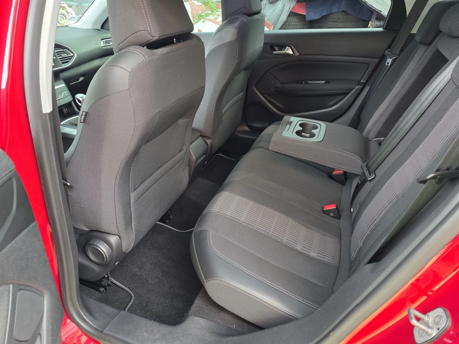 Peugeot 308 1.2 e-THP Allure | Mobile.bg   15