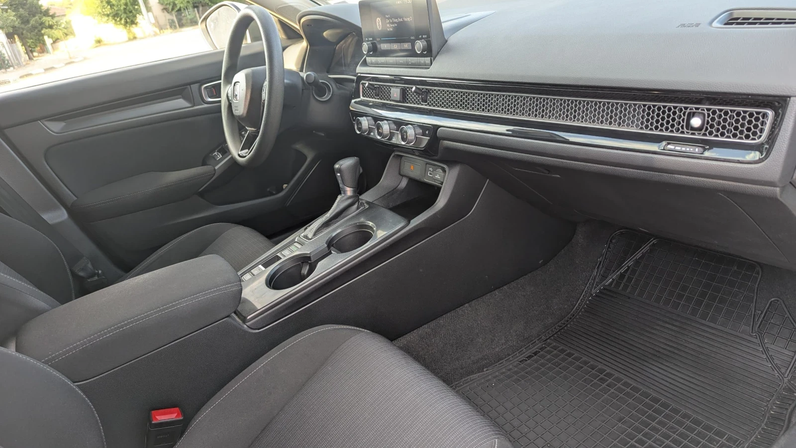 Honda Civic 11th gen 2.0l i-VTEC - изображение 8