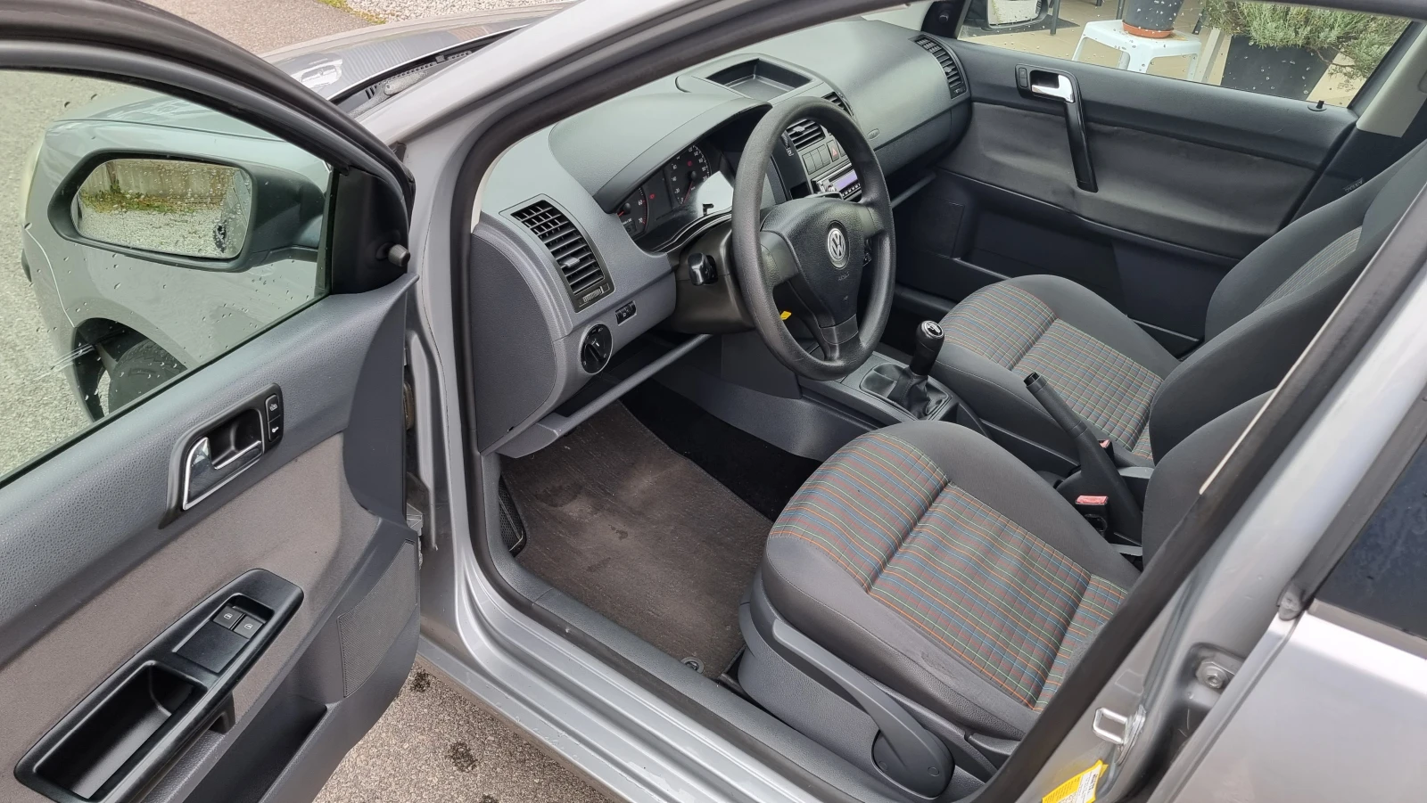 VW Polo 1.2i Euro4 - изображение 7