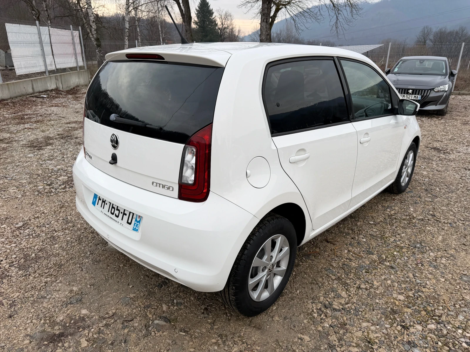 Skoda Citigo 1.0i АВТОМАТ 26000км - изображение 5