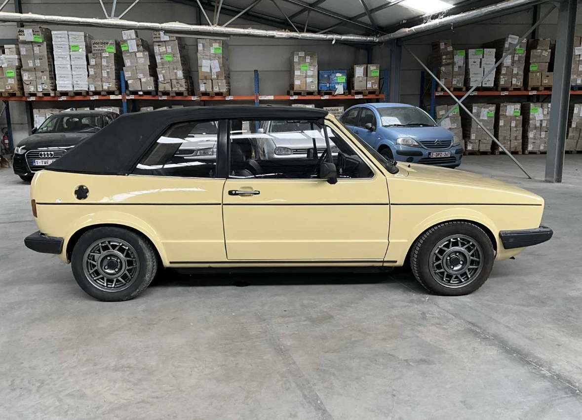 VW Golf Cabriolet, снимка 3 - Автомобили и джипове - 53744687