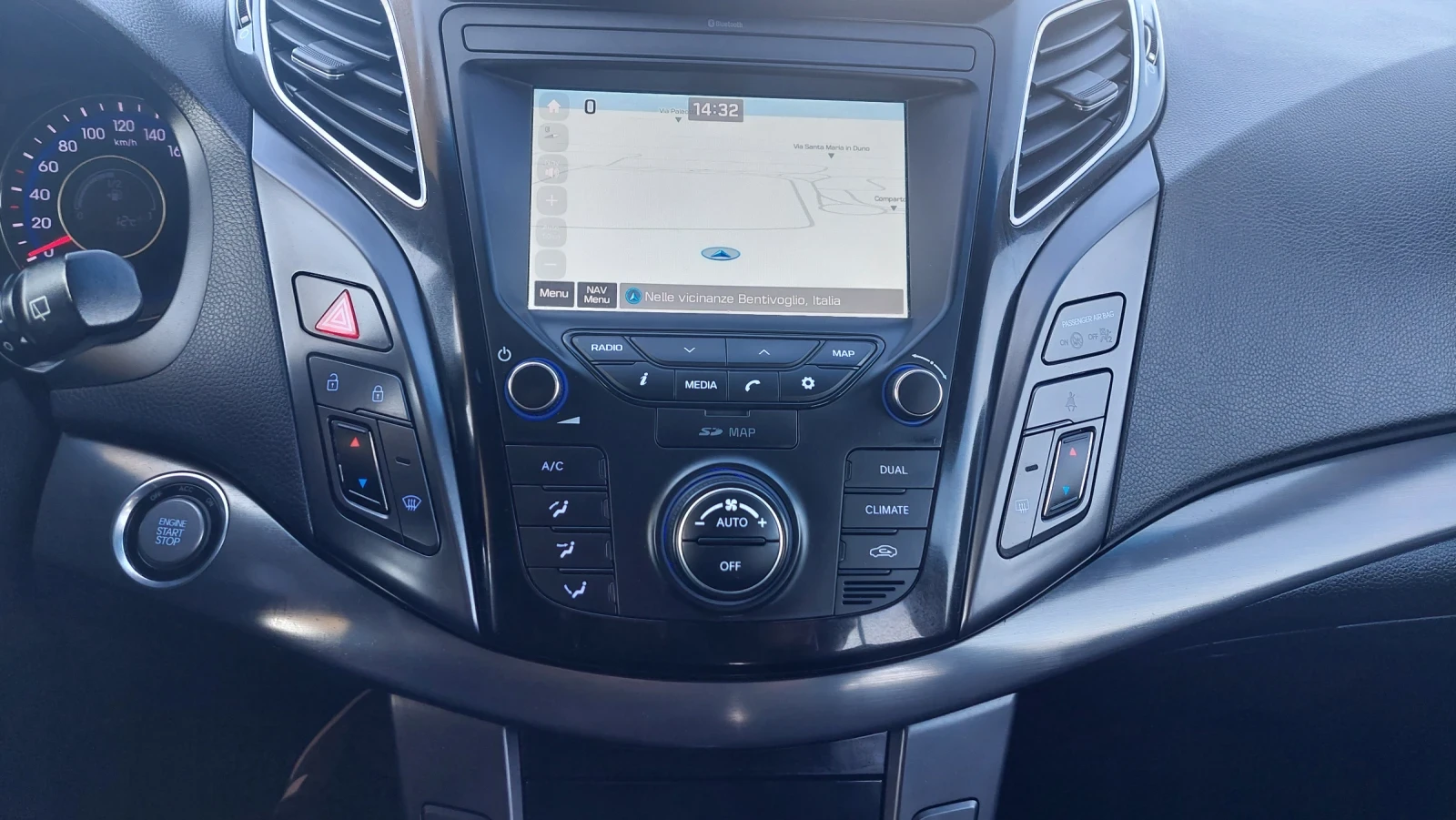 Hyundai I40 1.7 ФЕЙС -ТОП!!!!, снимка 14 - Автомобили и джипове - 53818865