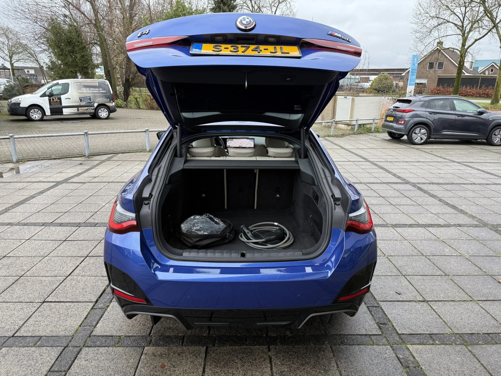 BMW i4 M 50, снимка 11 - Автомобили и джипове - 53863930