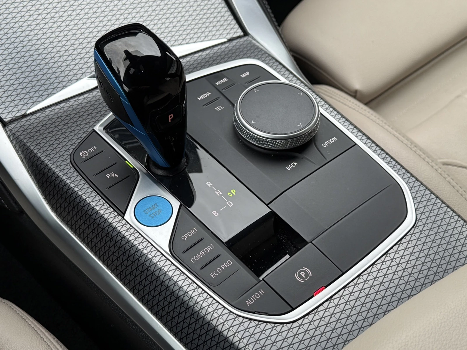 BMW i4 M 50, снимка 12 - Автомобили и джипове - 53863930