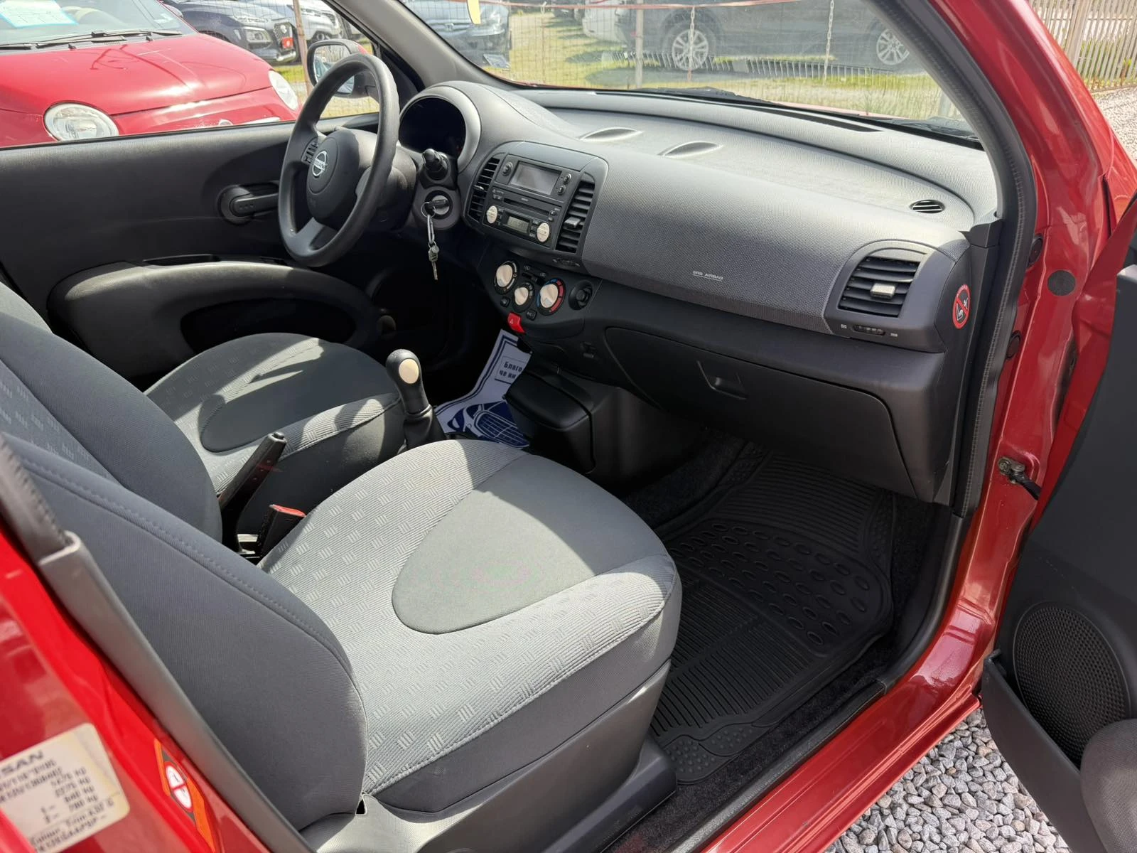 Nissan Micra 1.2I, снимка 14 - Автомобили и джипове - 54195781