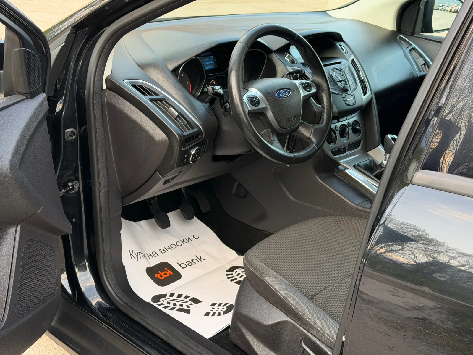 Ford Focus 1.6TDCi 116кс * Климатик* * Италия* , снимка 9 - Автомобили и джипове - 54230779