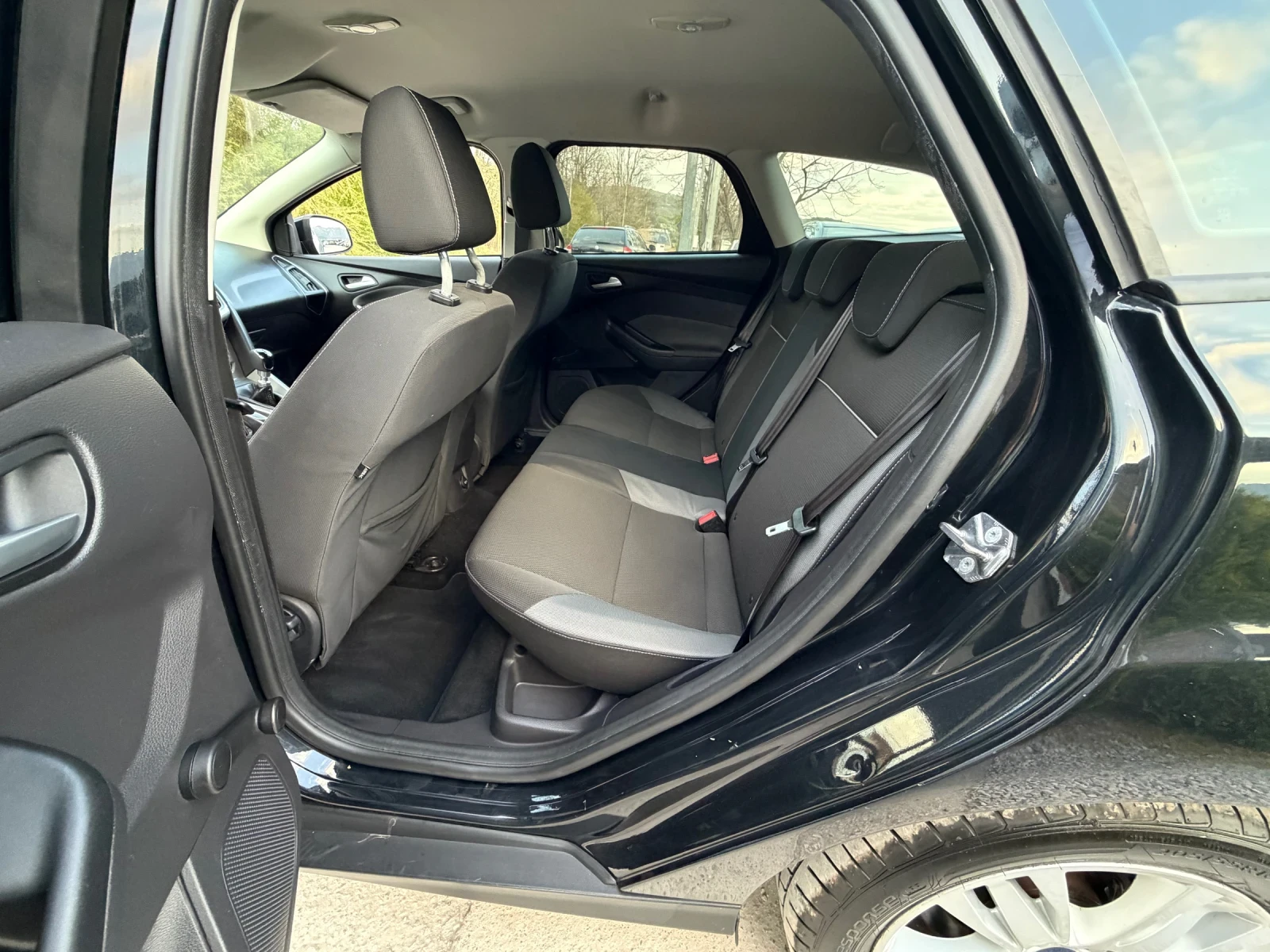 Ford Focus 1.6TDCi 116кс * Климатик* * Италия* , снимка 14 - Автомобили и джипове - 54230779