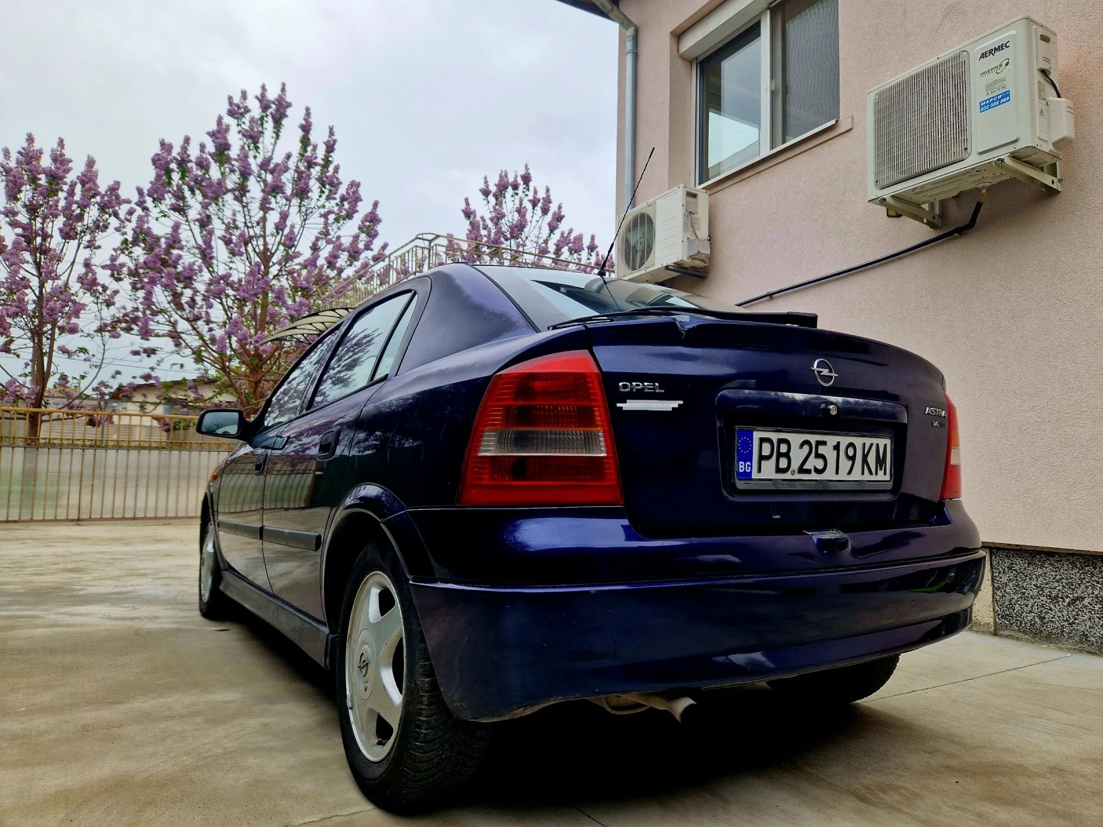 Opel Astra, снимка 2 - Автомобили и джипове - 54374040