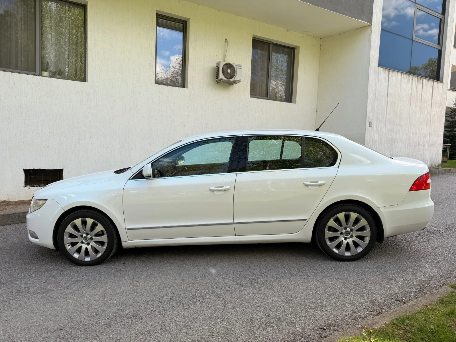 Skoda Superb 2.0TDI | Mobile.bg � ����������� 4