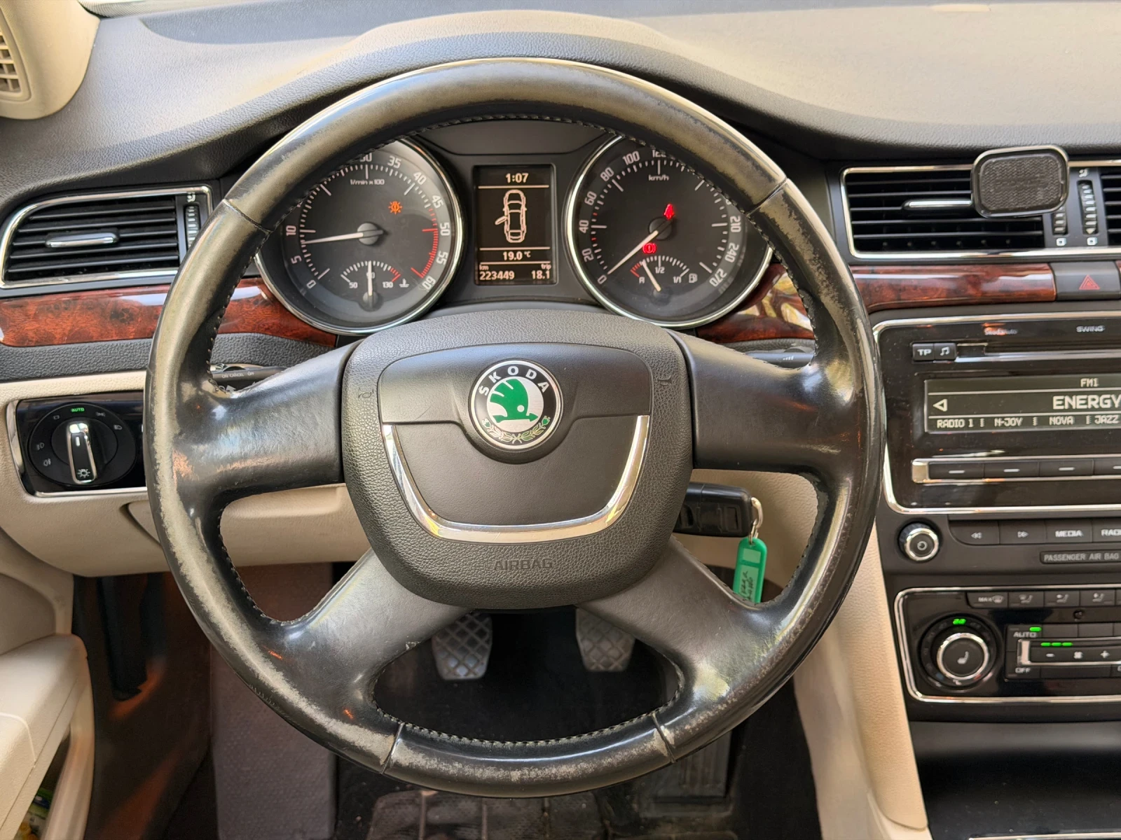 Skoda Superb 2.0TDI | Mobile.bg � ����������� 13