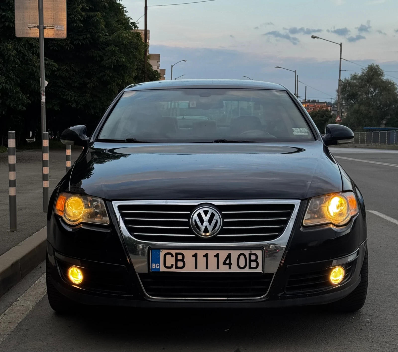 VW Passat 2.0 fsi, снимка 2 - Автомобили и джипове - 54802511