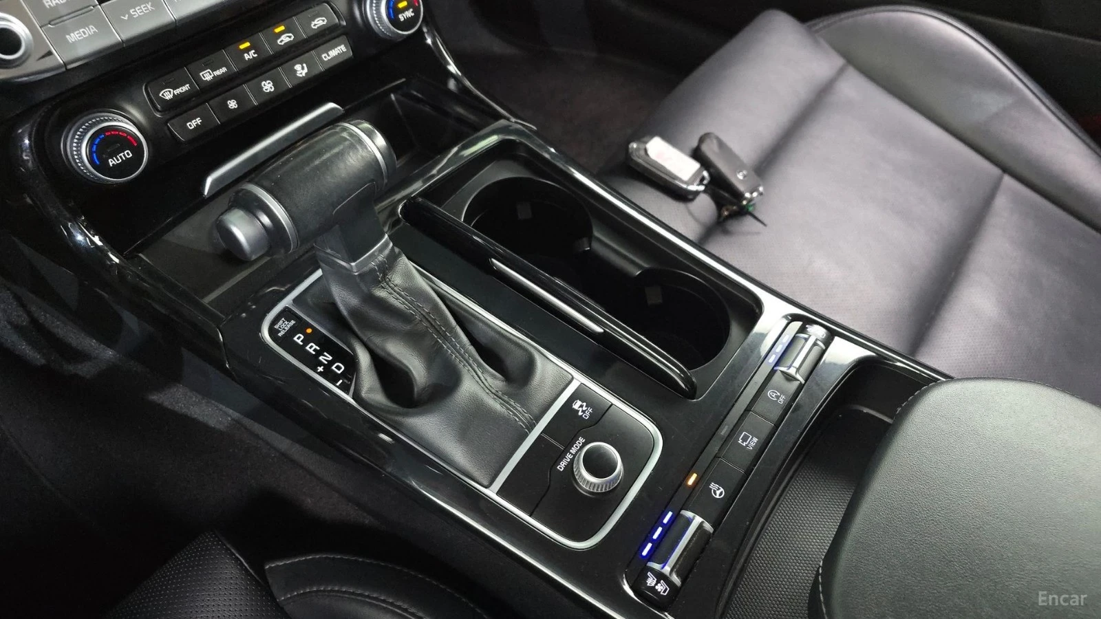 Kia Stinger 2.0 TURBO PRIME* ОБДУХ* AWD* 360* HUD* , снимка 8 - Автомобили и джипове - 55435767