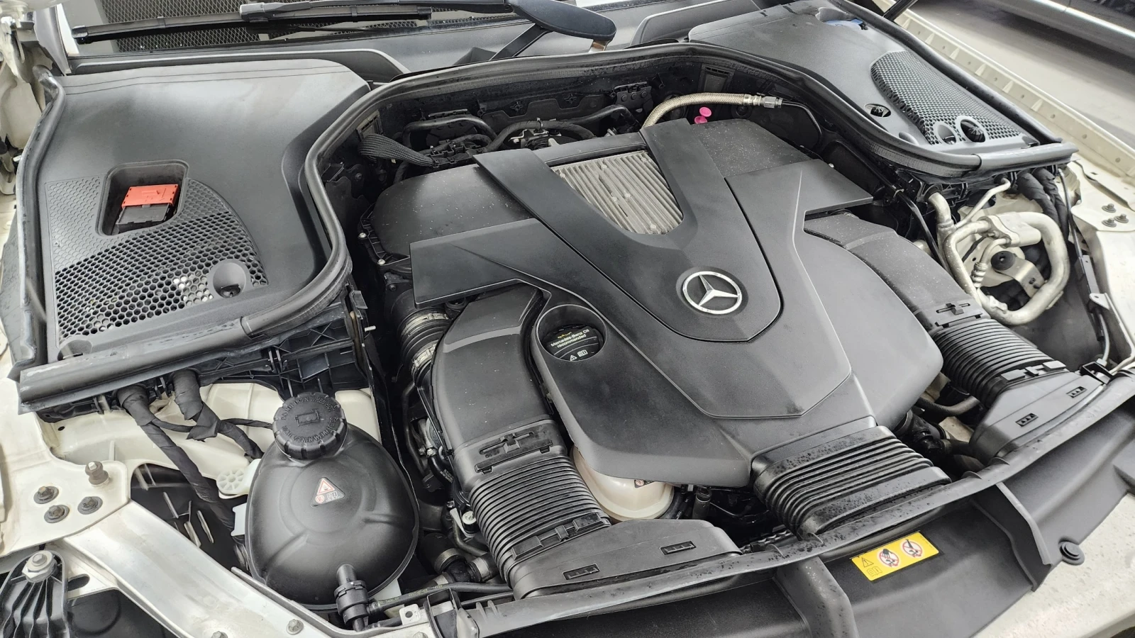 Mercedes-Benz E 400 3.0 V6 Bi-Turbo, FULL, снимка 5 - Автомобили и джипове - 55446606