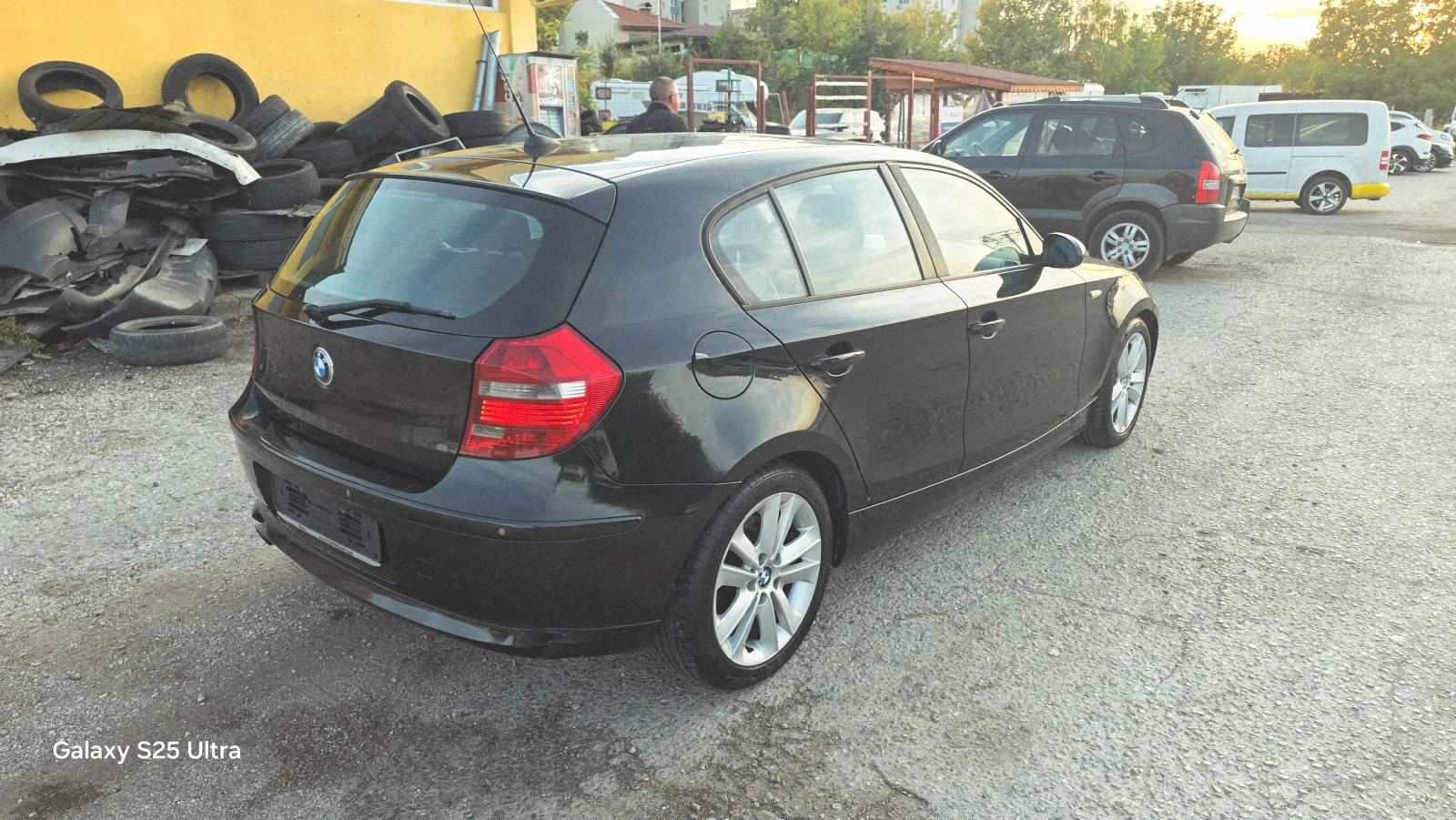 BMW 118 2.0d face, снимка 12 - Автомобили и джипове - 56331194