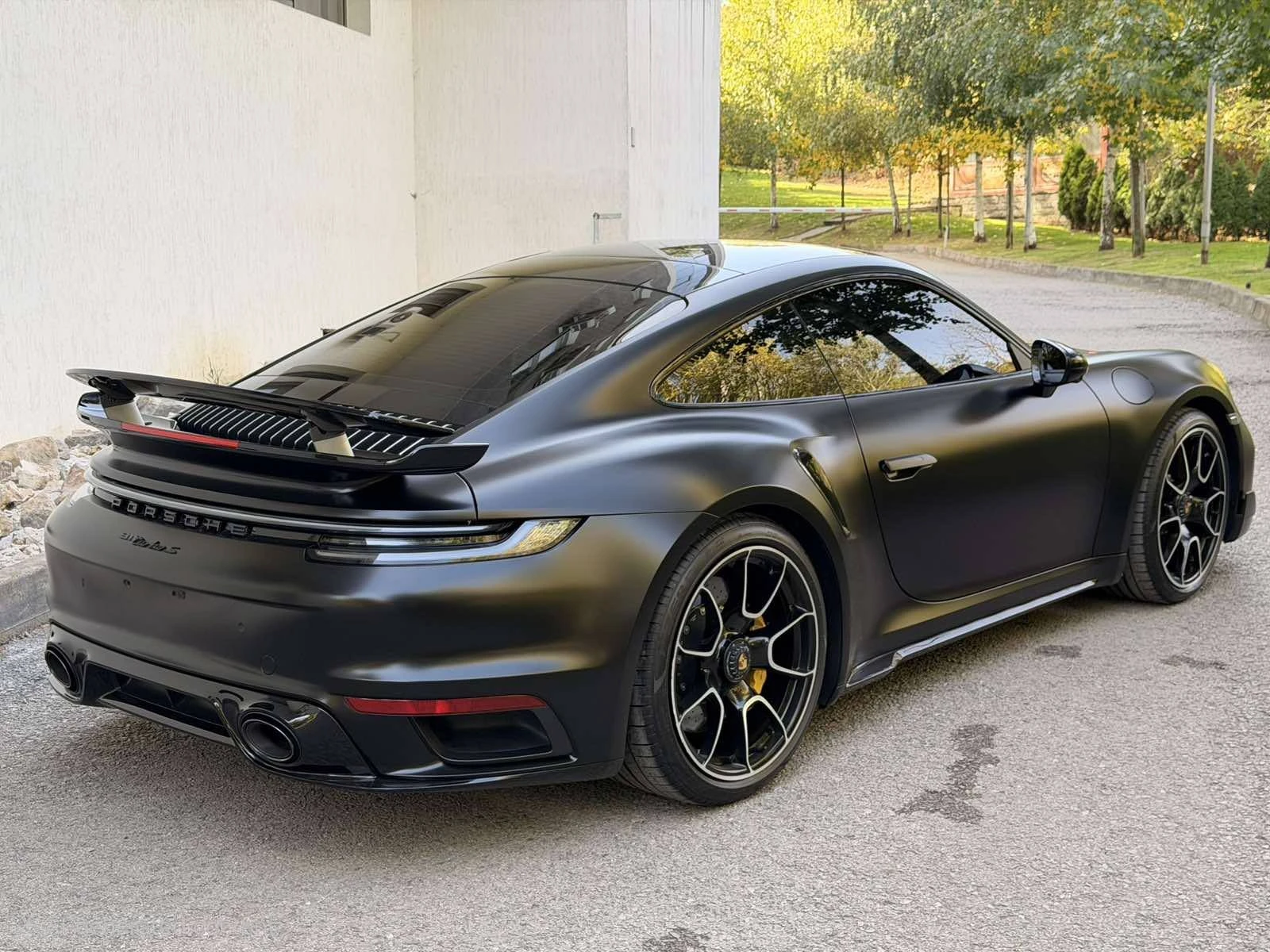 Porsche 911 TURBO S AERO PACKAGE CARBON/CERAMIC, снимка 7 - Автомобили и джипове - 56579369