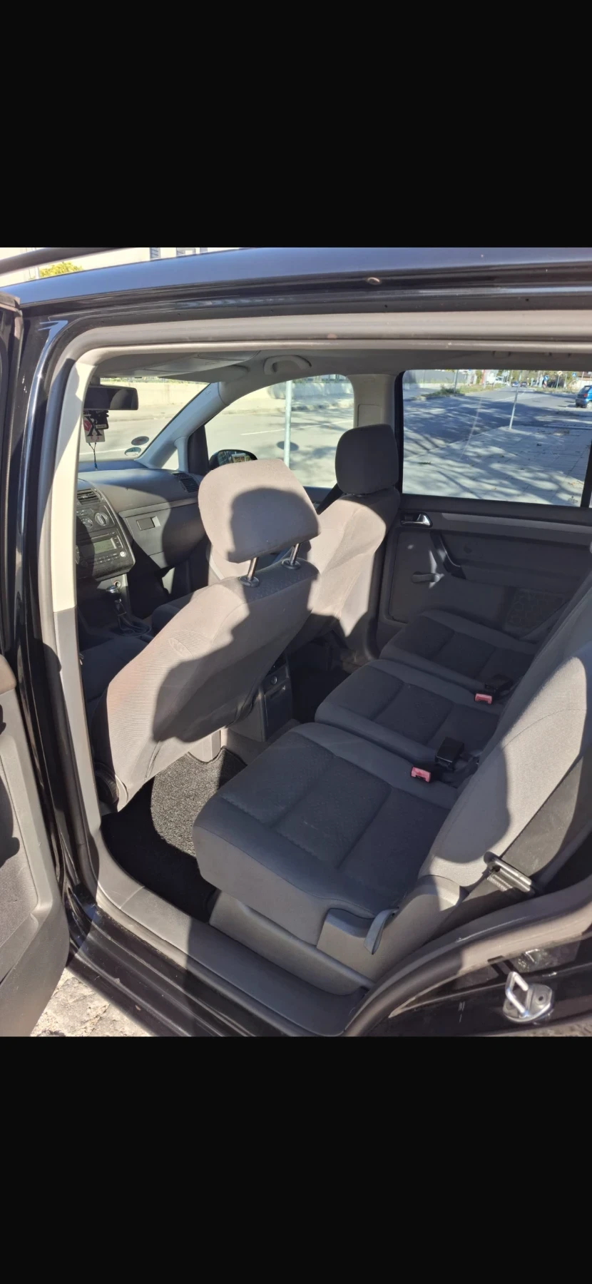 VW Touran 1.9 TDI, снимка 7 - Автомобили и джипове - 56637243