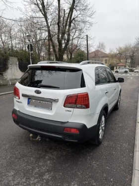Kia Sorento Всички екстри, автомат 197к.с , снимка 4