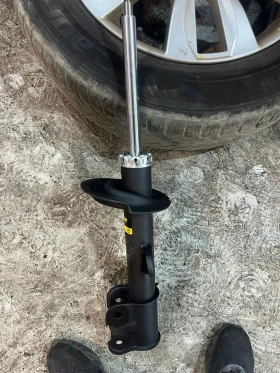 Kia Sorento Всички екстри, автомат 197к.с , снимка 13