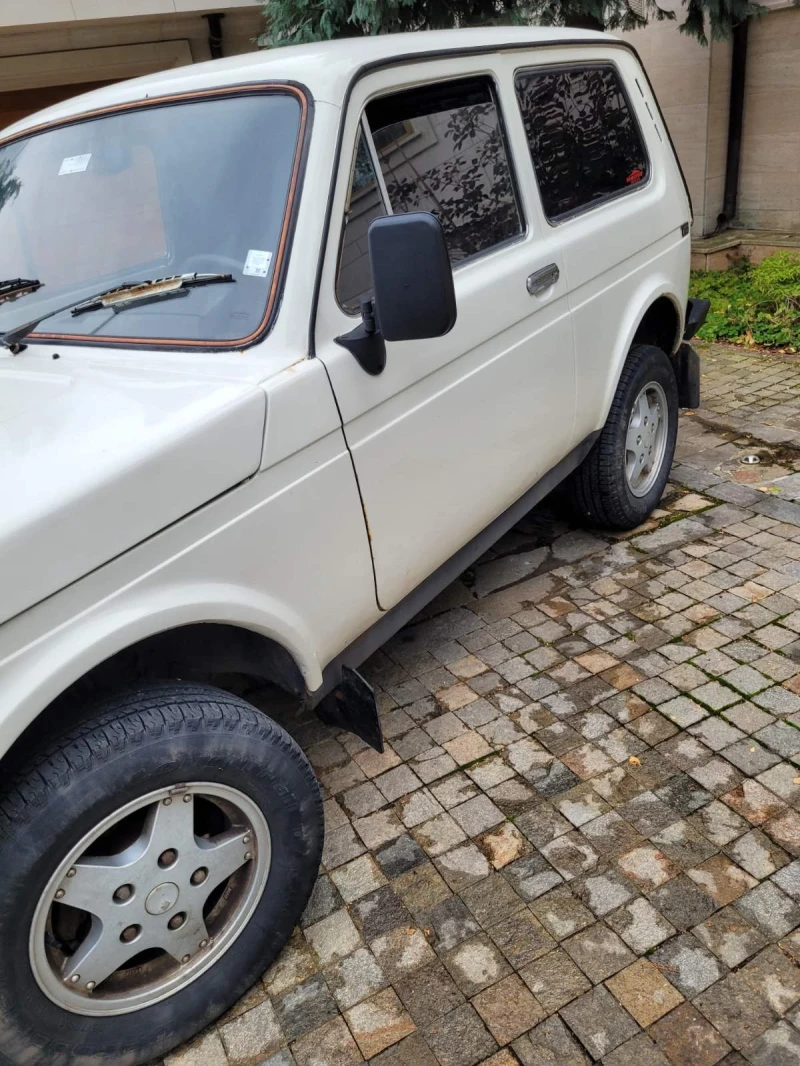 Lada Niva 1.7 Газова уредба, снимка 6 - Автомобили и джипове - 47544143