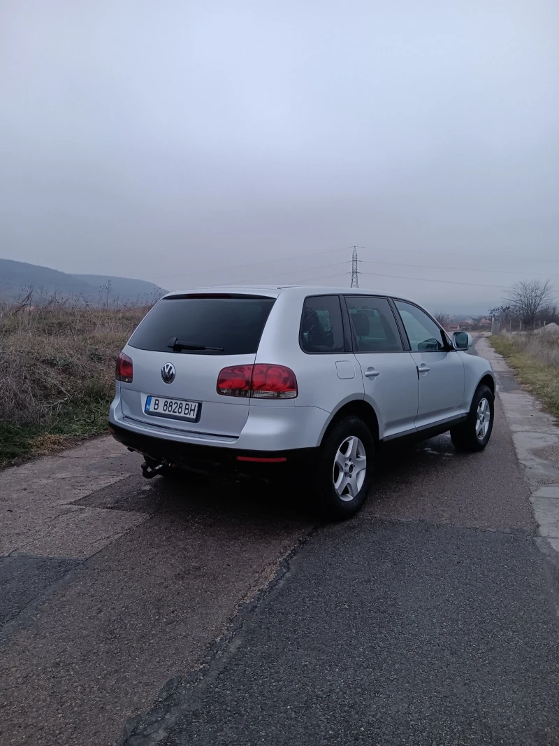 VW Touareg, снимка 6 - Автомобили и джипове - 48618118