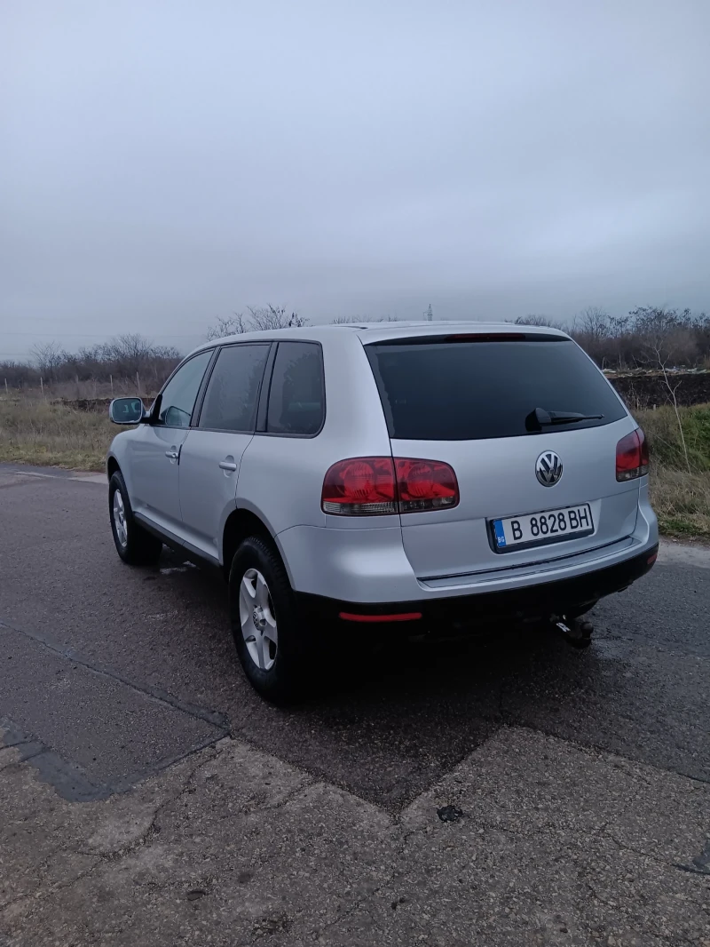 VW Touareg, снимка 5 - Автомобили и джипове - 48618118