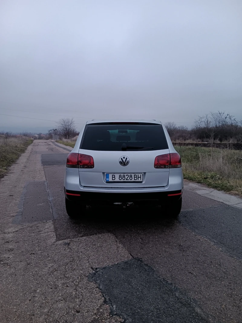 VW Touareg, снимка 4 - Автомобили и джипове - 48618118