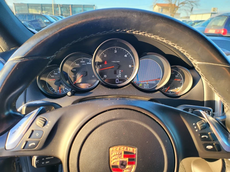 Porsche Cayenne 3.0 diesel, снимка 9 - Автомобили и джипове - 48618780