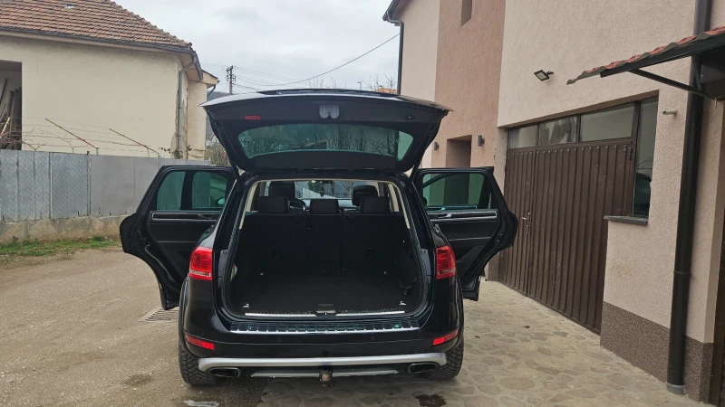 VW Touareg JE Design, снимка 10 - Автомобили и джипове - 52171970