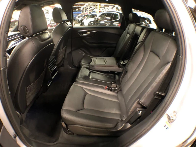 Audi Q7 S-Line* HeadUp* АвтоКредит* (ЦЕНА ДО БГ), снимка 15 - Автомобили и джипове - 53238157